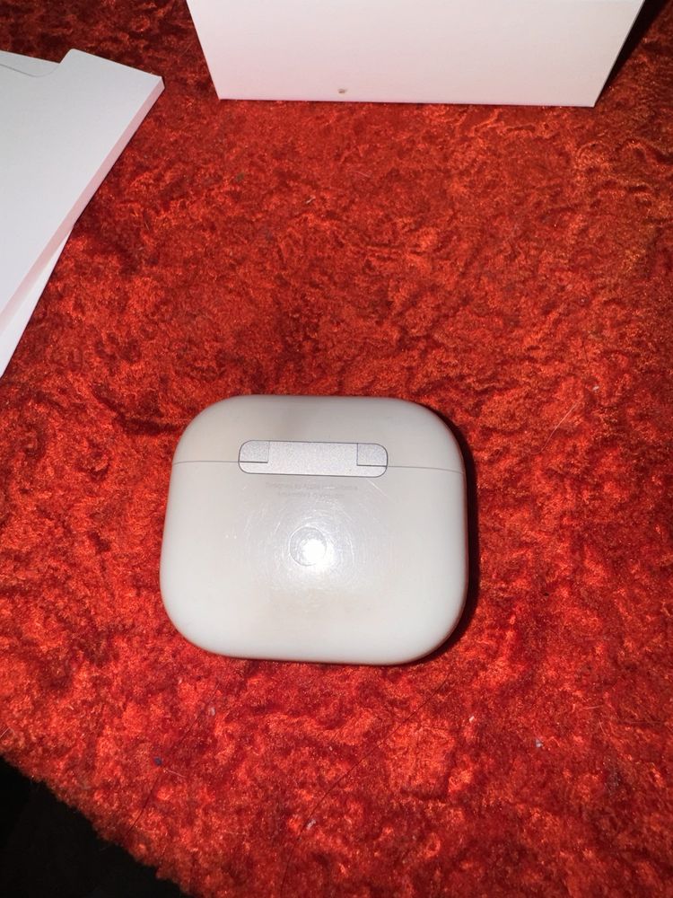 Airpods 3 оригинал кейс