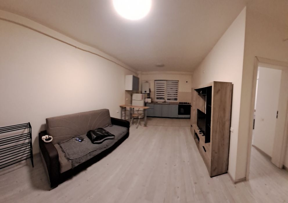 Apartament 2 cam