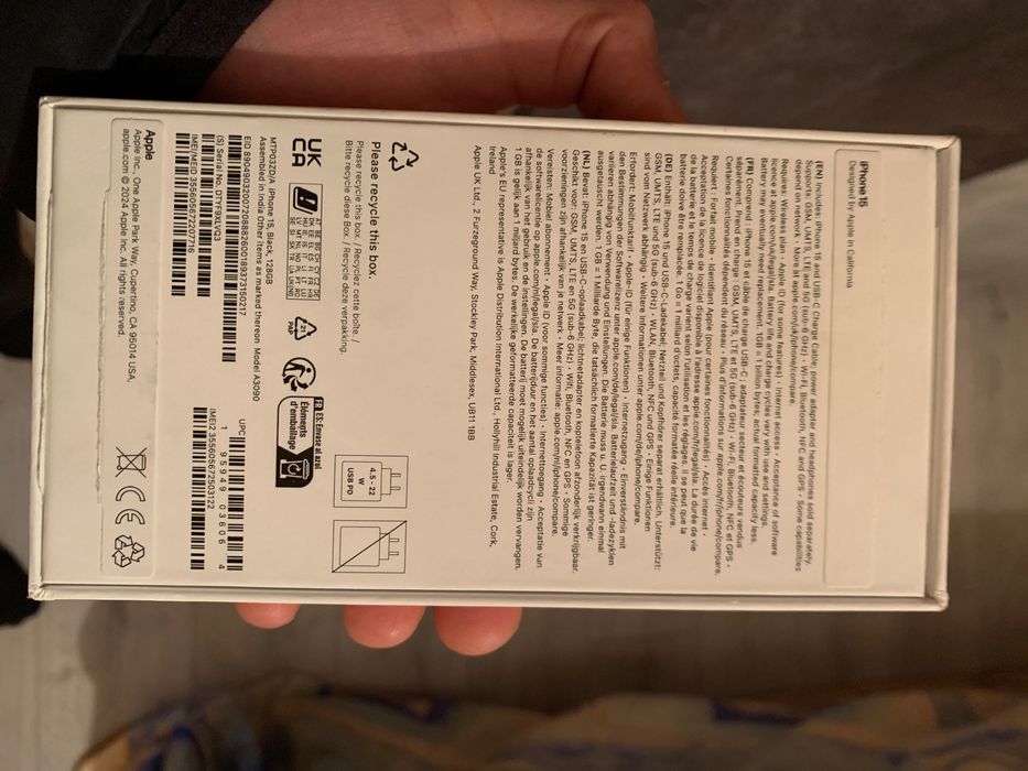 Iphone 15 128gb чисто нов