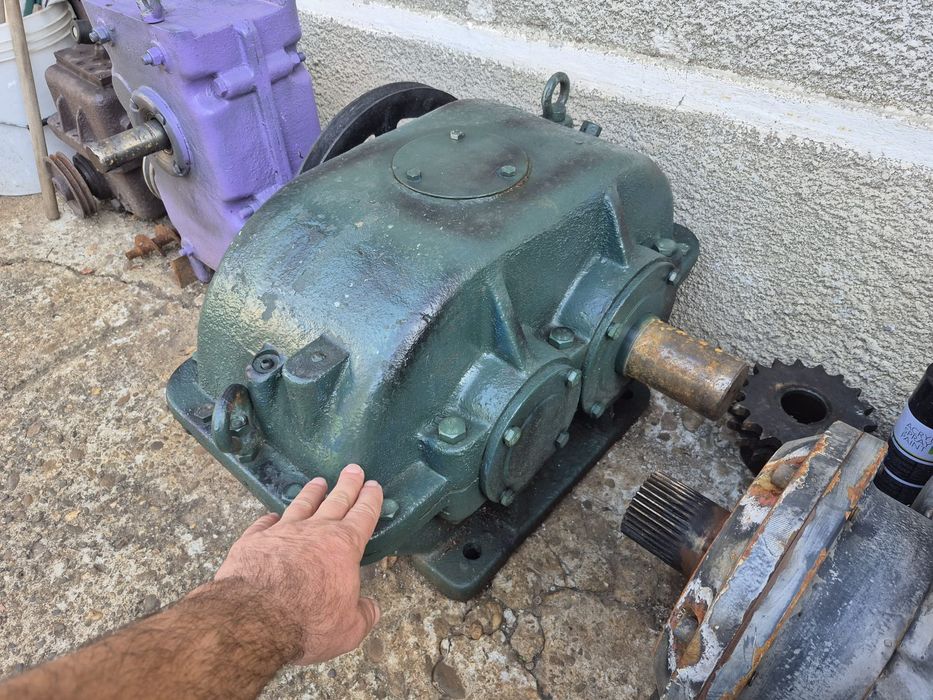 Reductor de turatie,crapator lemn,presa,troliu,ect