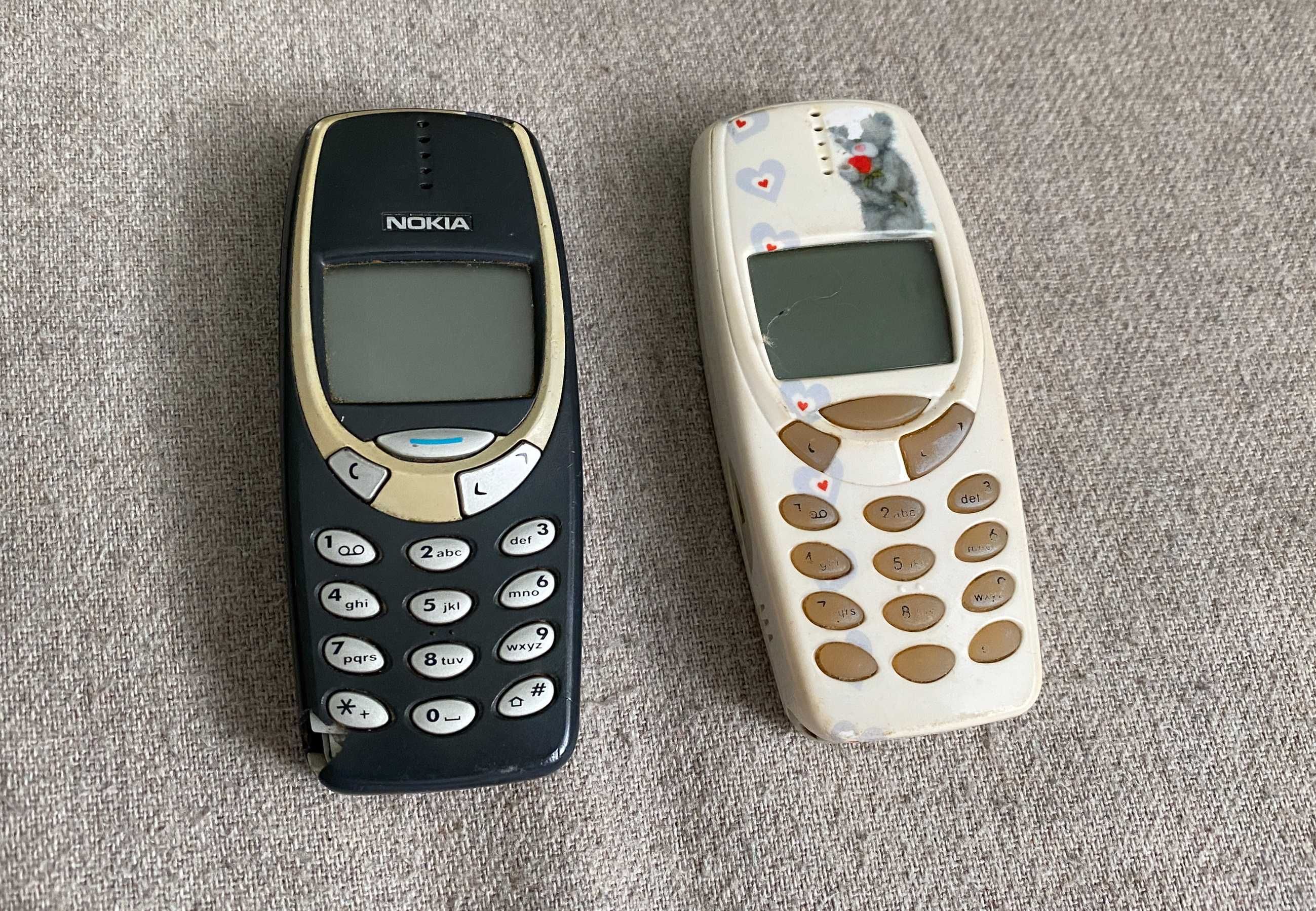Lot de 4 telefoane NOKIA 3310 - nefunctionale - originale - colectie