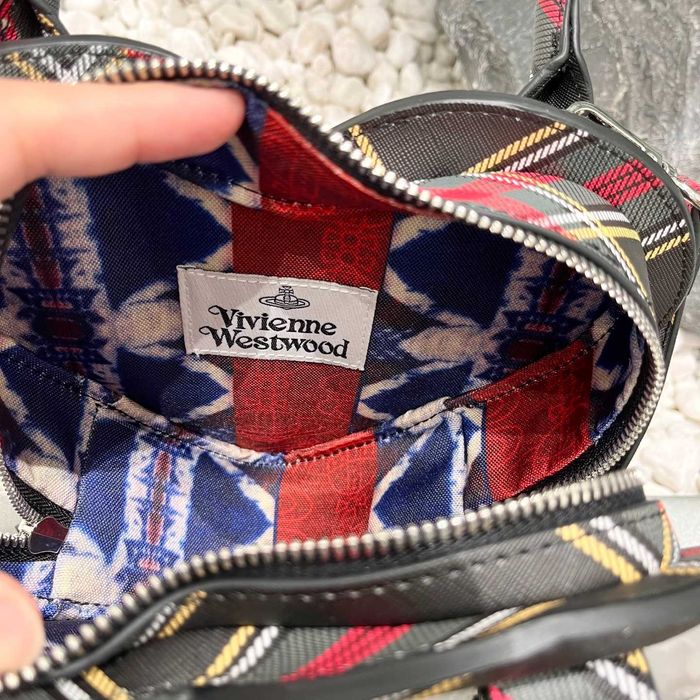 Vivienne Westwood чанта
