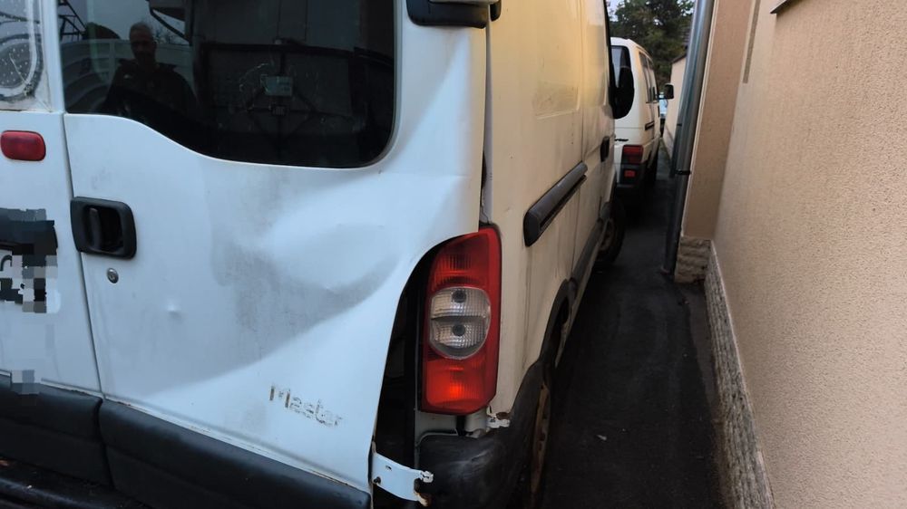 Vand URGENT renault master 2.5 dci 100cp 2008