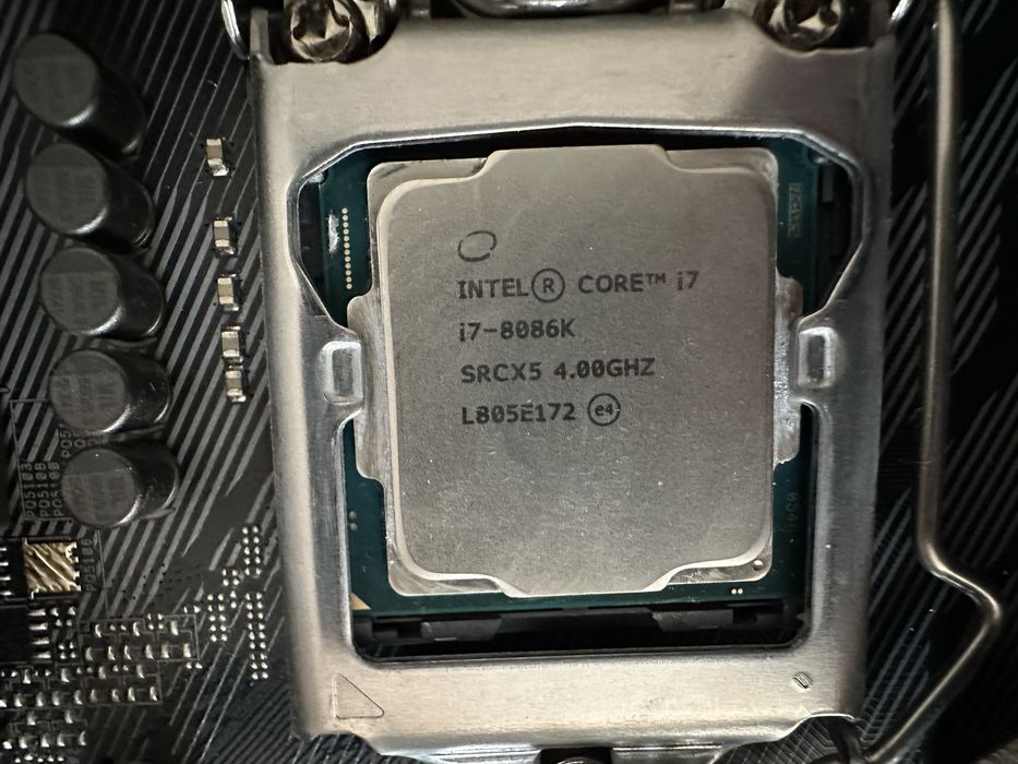 Vand Placa de baza + procesor + RAM