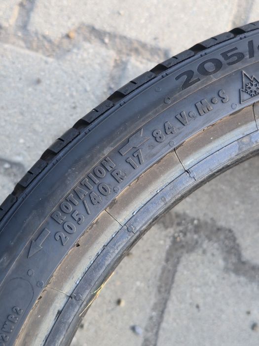 205 40 17 Continental