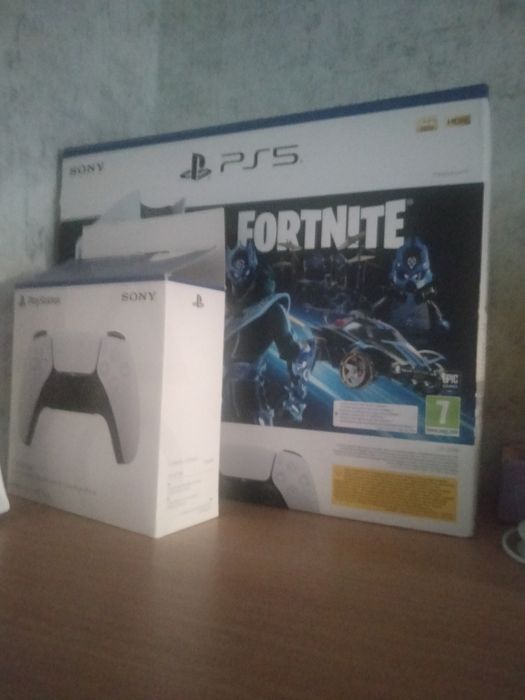 Playstation 5 [диск]