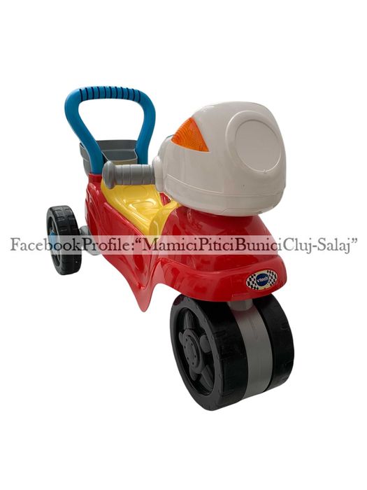 Motocicleta interactiva 3 in 1 de la VTech (in limba engleza)