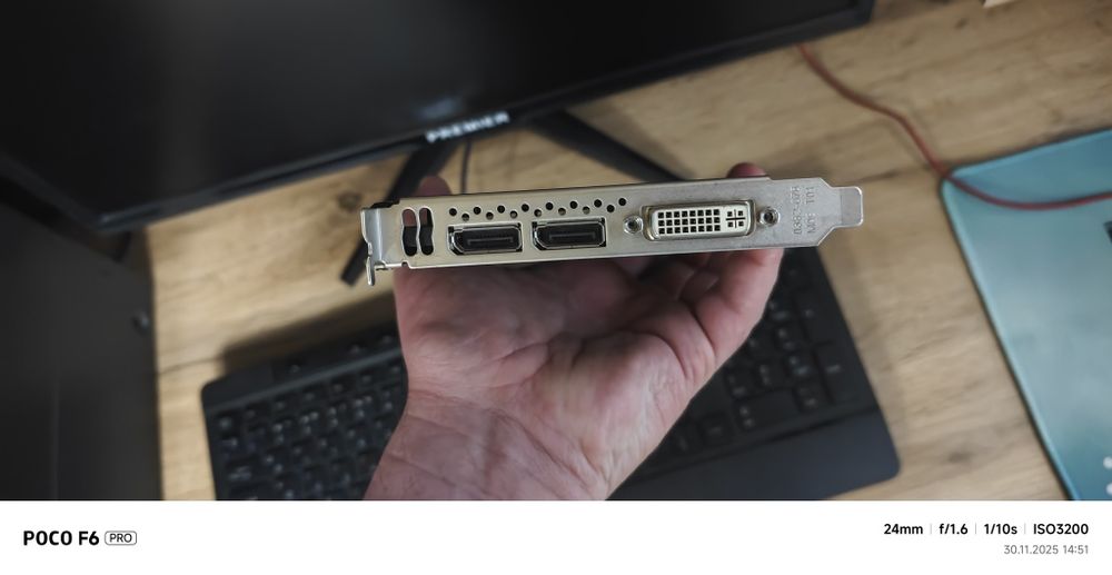 NVIDIA Quadro 4000 ddr5 2gb/256bit