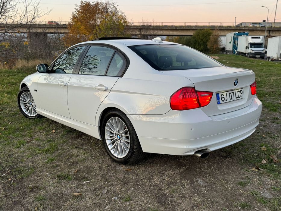 Bmw 320D/EURO5/2011/Full/XenonTrapa/Navi/Piele/Import Germania/E90/LCI