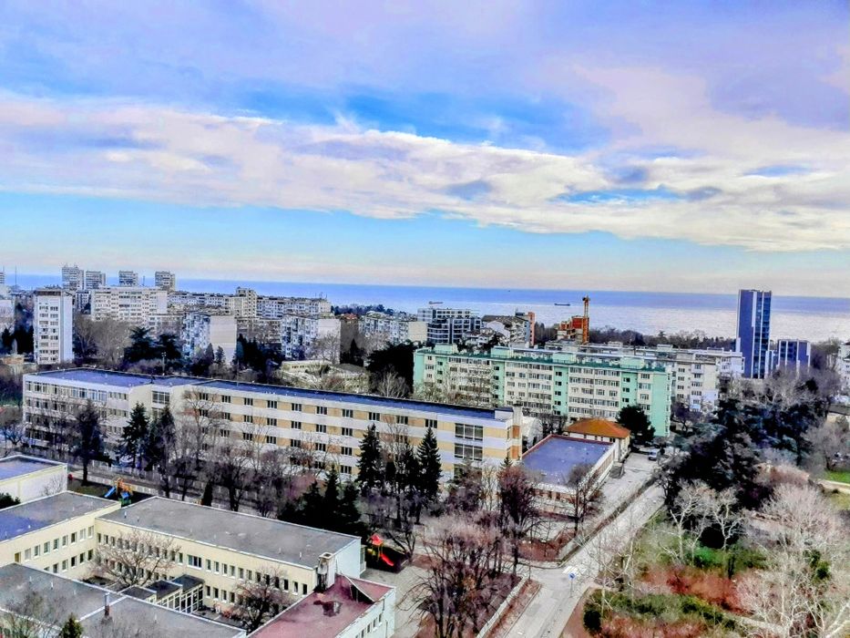 Дава се под наем Тристаен апартамент в Варна, Чайка - 75 кв.м за 189000 € - Снимка #3