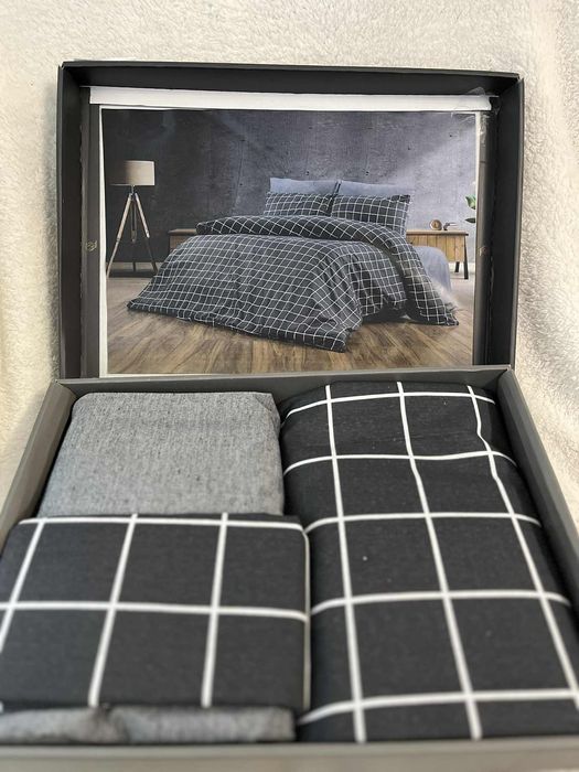 Луксозни спални комплекти