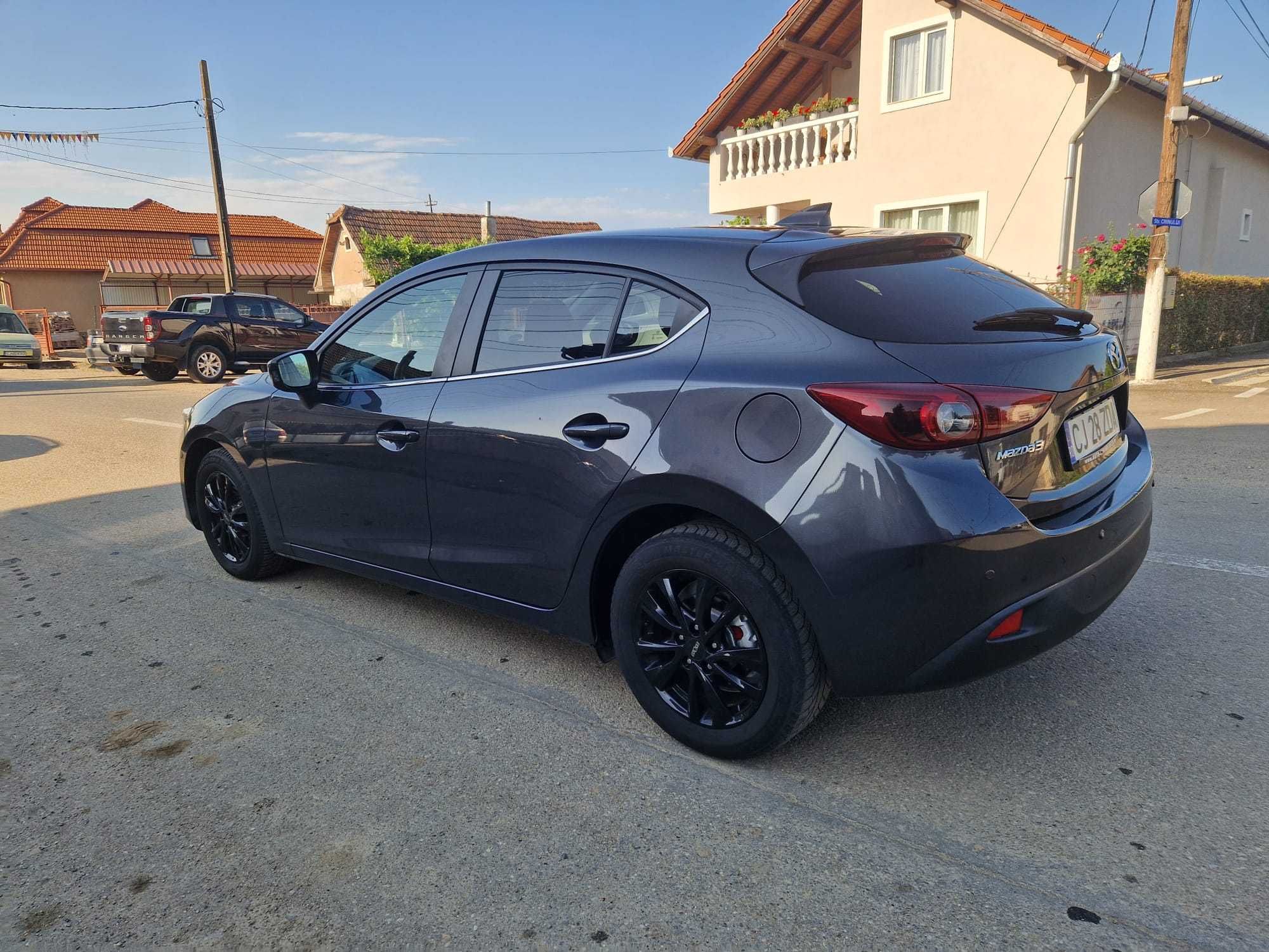 Mazda 3 Lim. Nakama Navi R-Kamera 2016