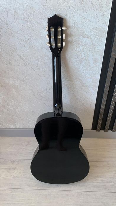 Продается  Гитара