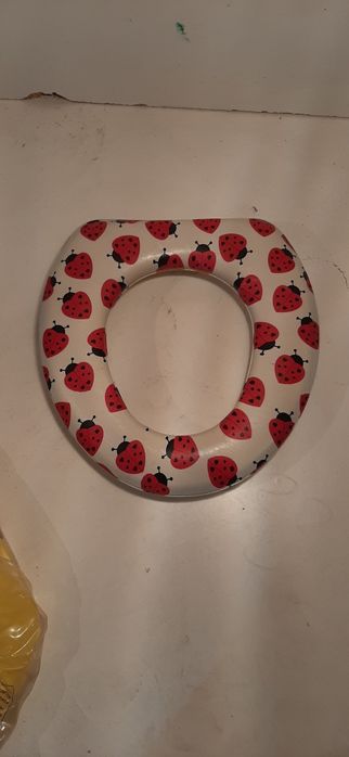 Сиденья (накладка) на унитаз для детей