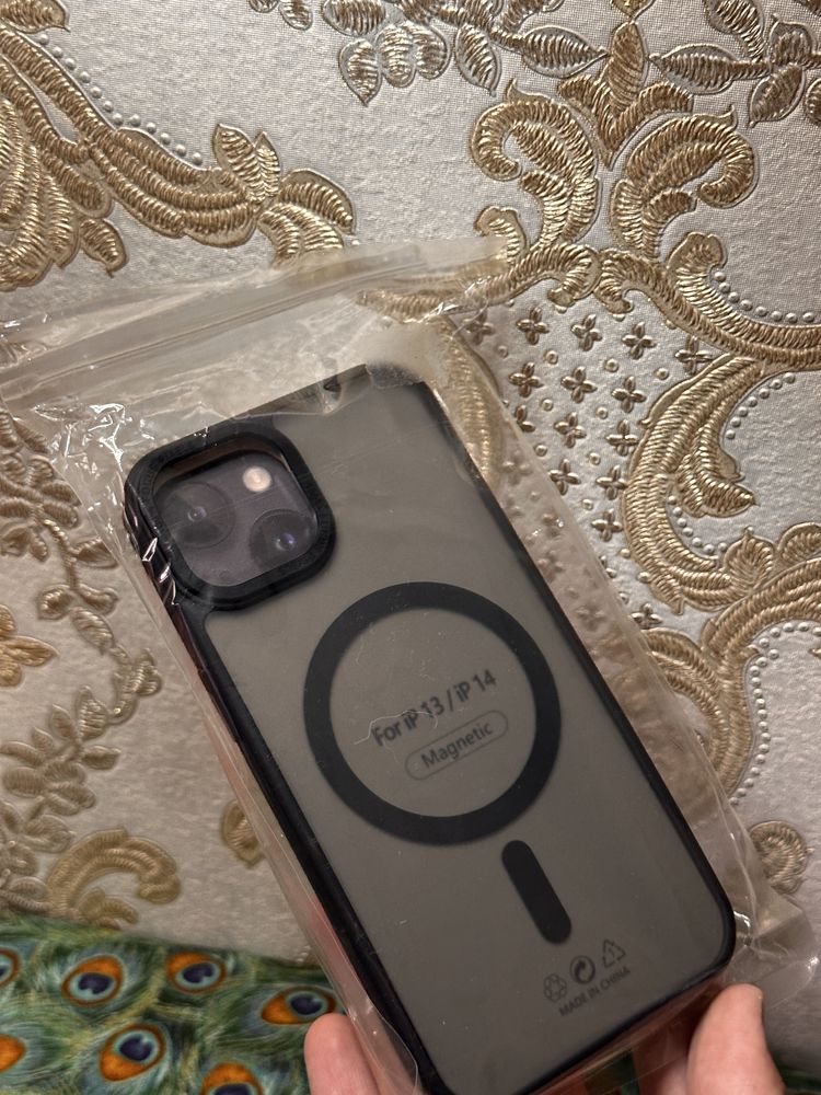 Iphone 13 chehol, айфон 13 чехол