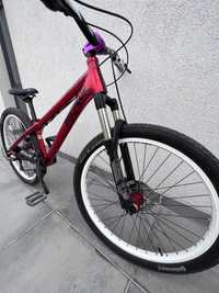 Bicicleta Dartmoor 26 Player Red Devil