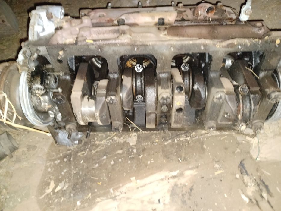 Vibrochen și pistoane fiat 415/411