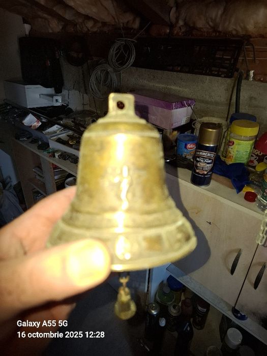 Vand clopot vechi de colectie