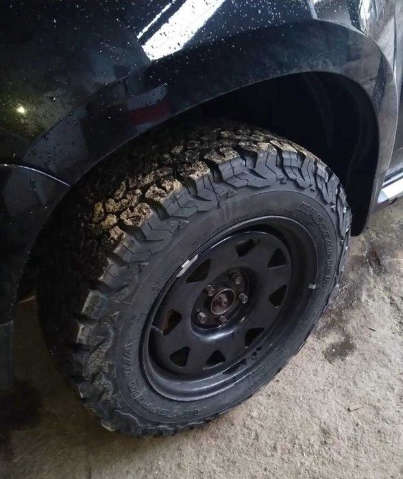 Jante din tabla off-road 16x7J 5x114,3 ET +30 CB 66,1 Dacia Duster