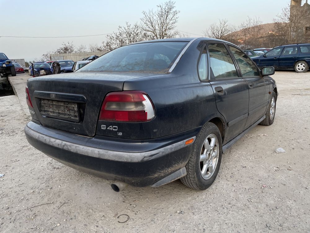 Volvo S40 2.0 16v 140hp 1997 На Части