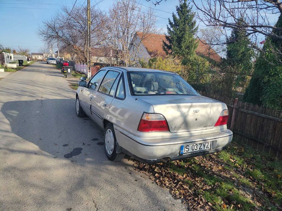 Vand Cielo Executive din 2004, cu km putini