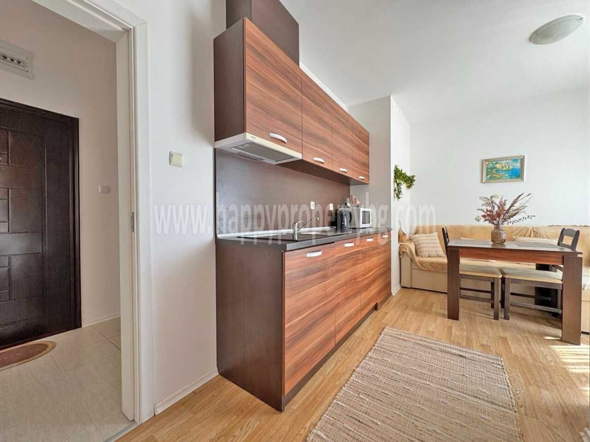 Продава се Двустаен апартамент в к.к. Слънчев бряг - 44 кв.м за 1591 €/кв.м - Снимка #3