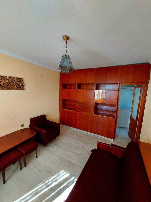 Дава се под наем Двустаен апартамент в Бургас, Славейков - 60 кв.м за 168.3 € - Снимка #2