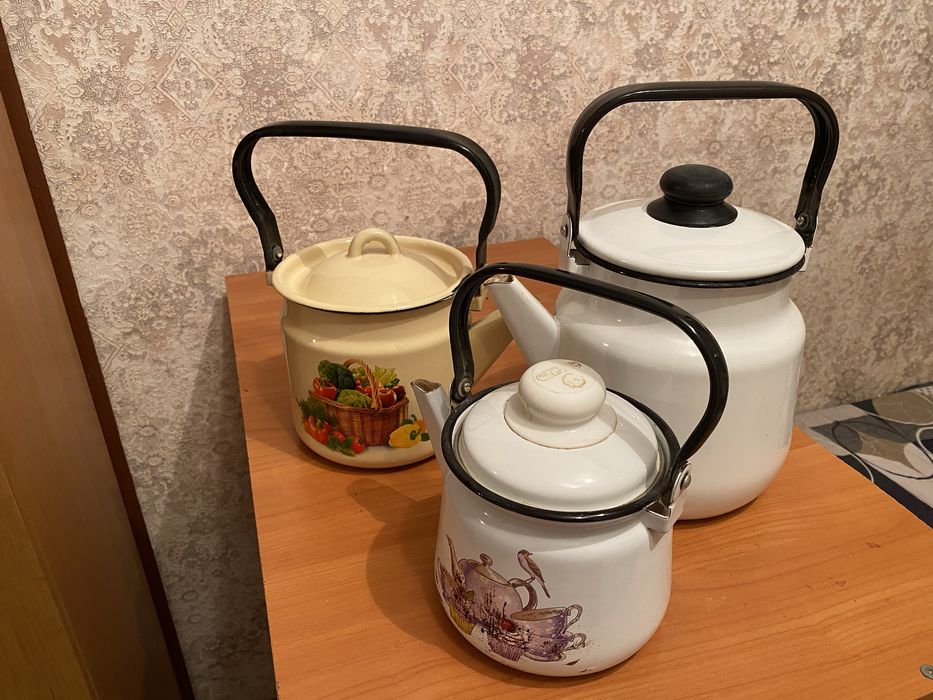 Чайники б/у эмалированные