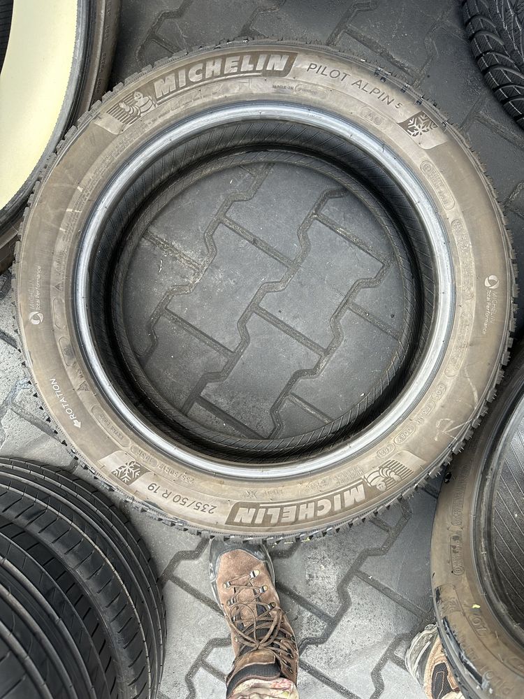 235/50/19 Michelin M+S 2021