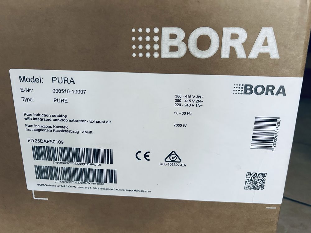 Plita cu inductie cu hota incorporata