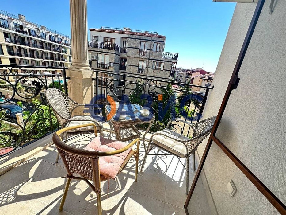 Продава се Тристаен апартамент в Свети Влас - 86 кв.м за 2371 €/кв.м - Снимка #7