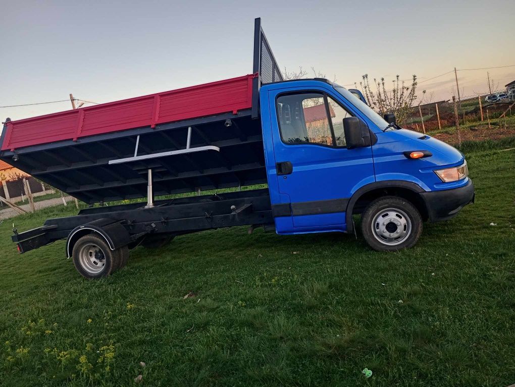 vand Iveco 35c14 basculare pe 3 părți