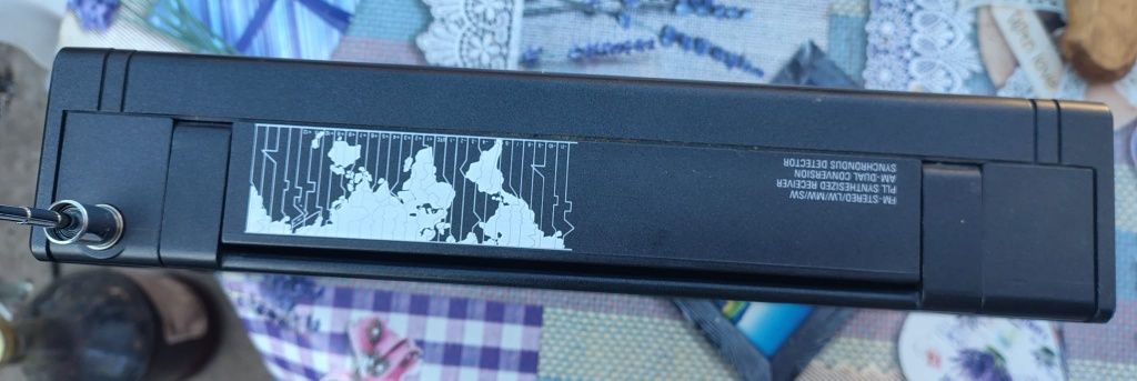 radio grundig satelit 700