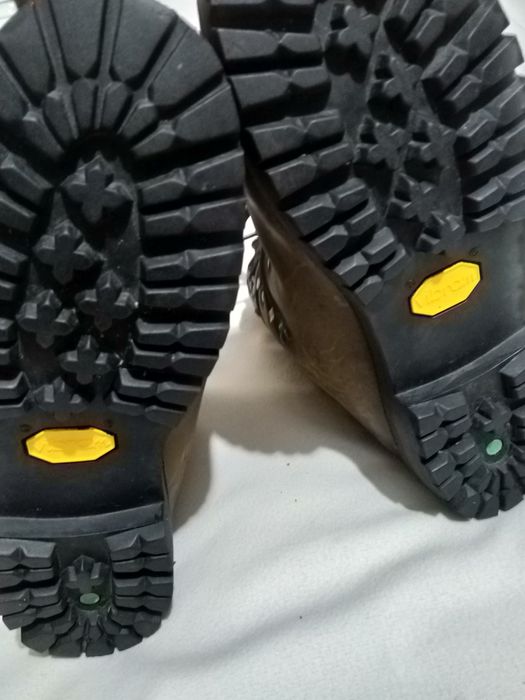 Bocanci Meindl Perfekt 42