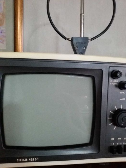 Silelis 405 D-1  телевизор Шилялис405 Д-1