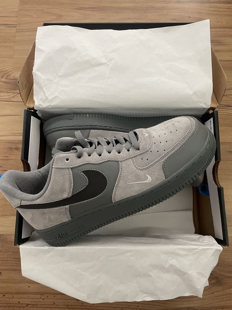 Nike Air Force 1