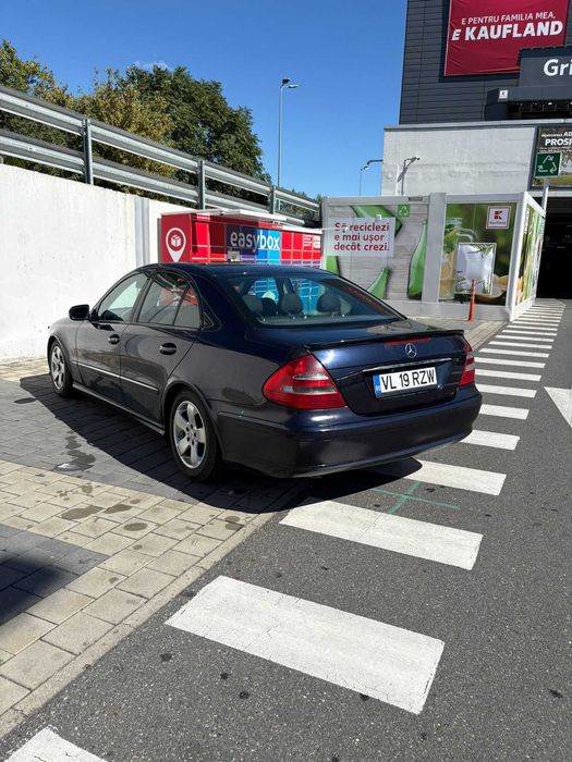 Mercedes-Benz W211 E-Class E200 Avantgarde AMG 5-Gtronic