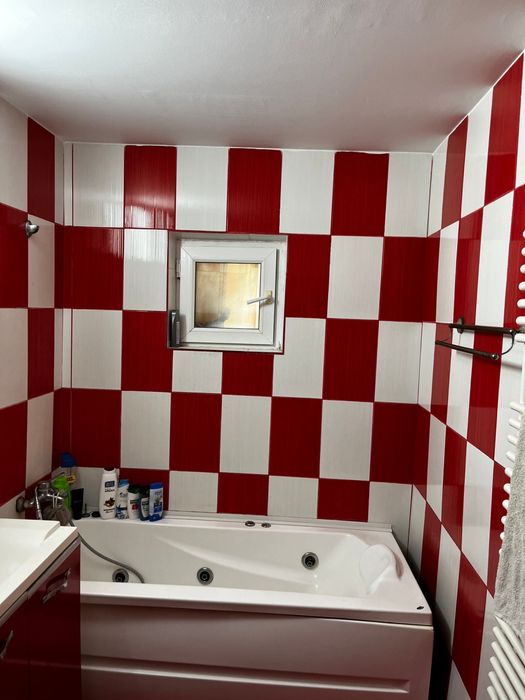 Vand apartament 3 camere zona centrala