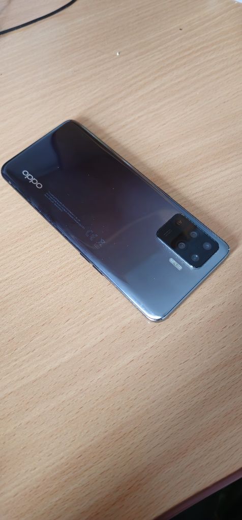 Продам телефон OPPO reno5lite