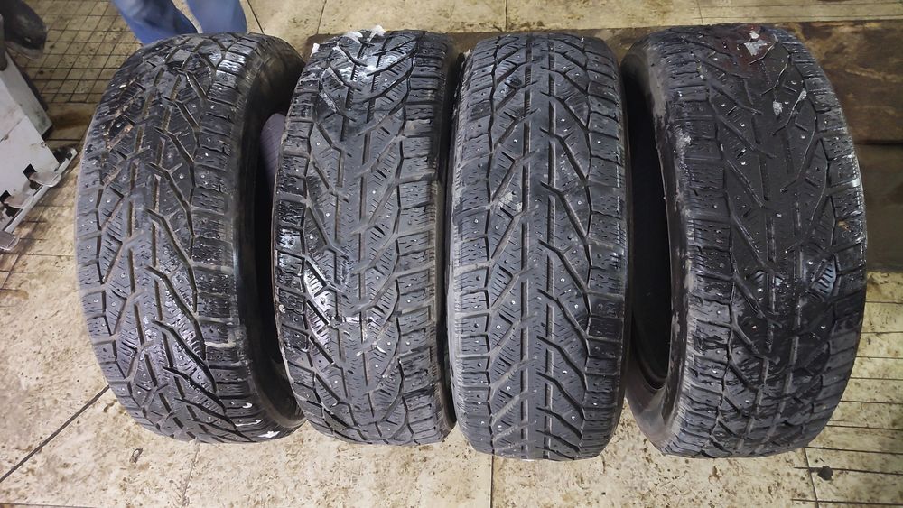 Шины комплект зима
