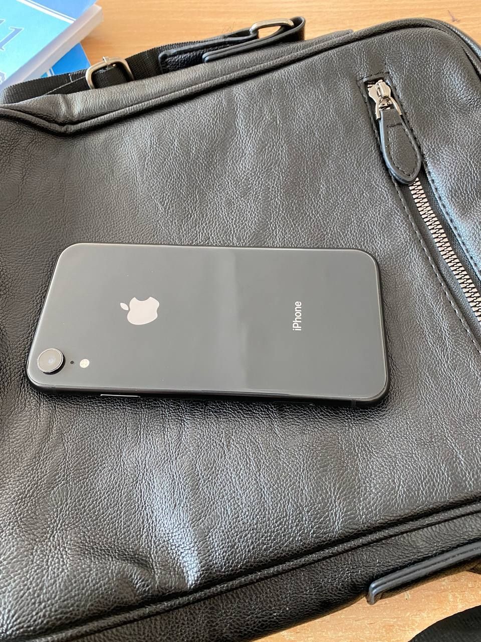 Iphone XR sotiladi