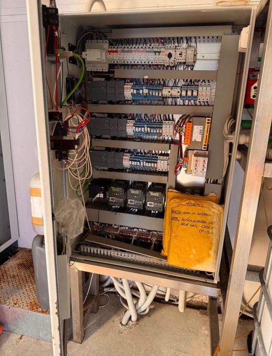 Spălătorie Self-Service 3 piste MIX – complet echipată, funcțională