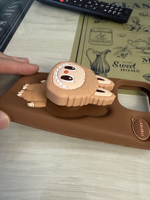 Husa Iphone 16 Pro Max LaBubu parfumata noua