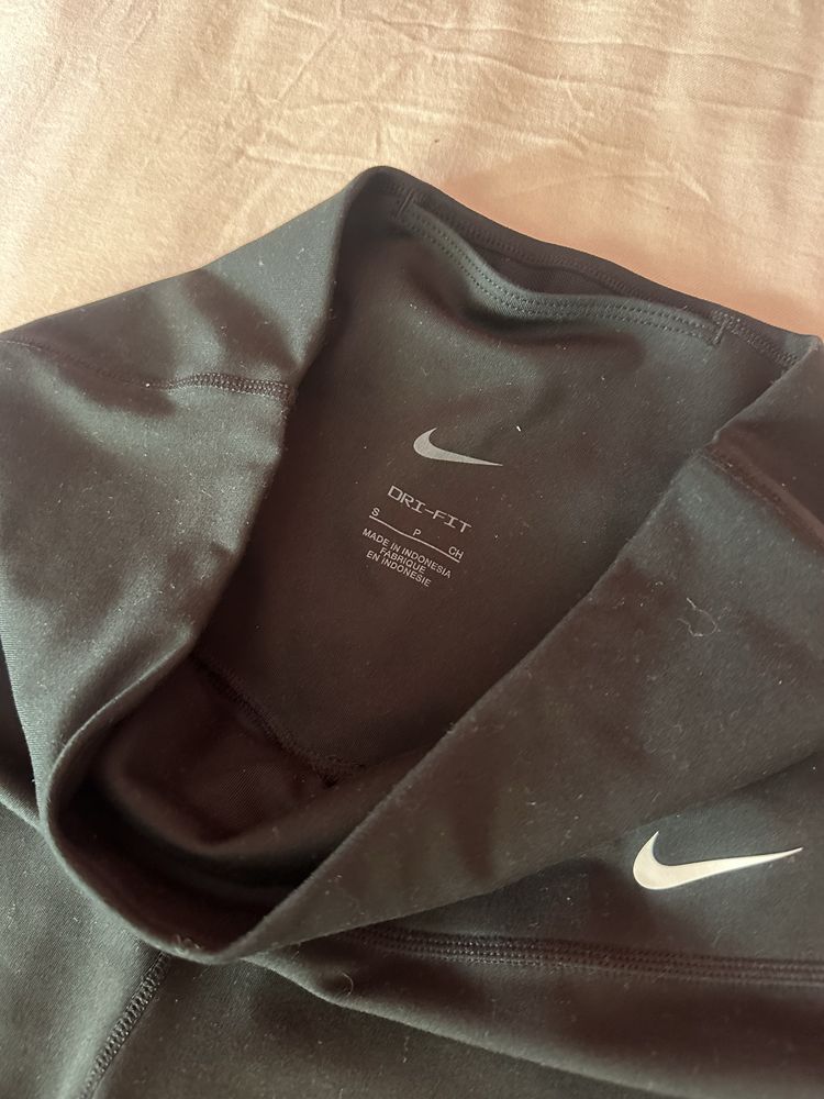 Дамски къс клин Nike