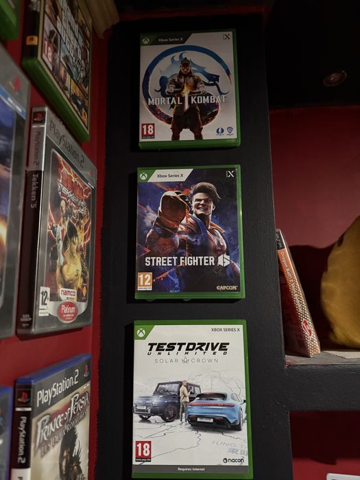 Vand consola xbox x impecabila