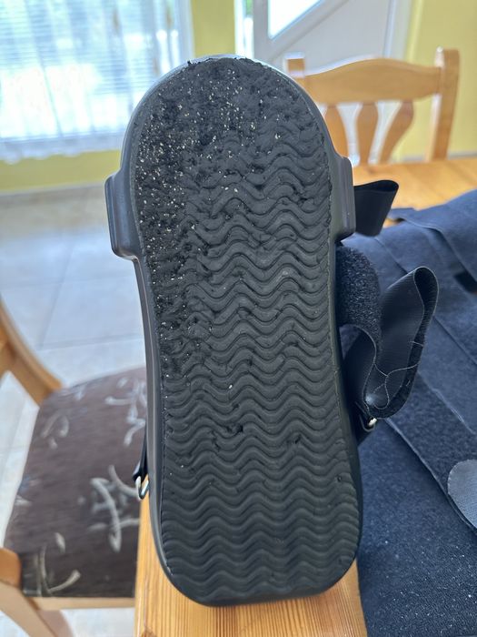 Уокър за фиксиране на глезена