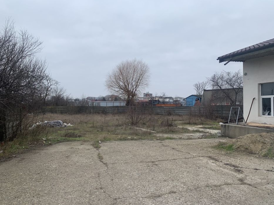 Spatiu comercial + teren Str Cuza Vodă 2076 mp