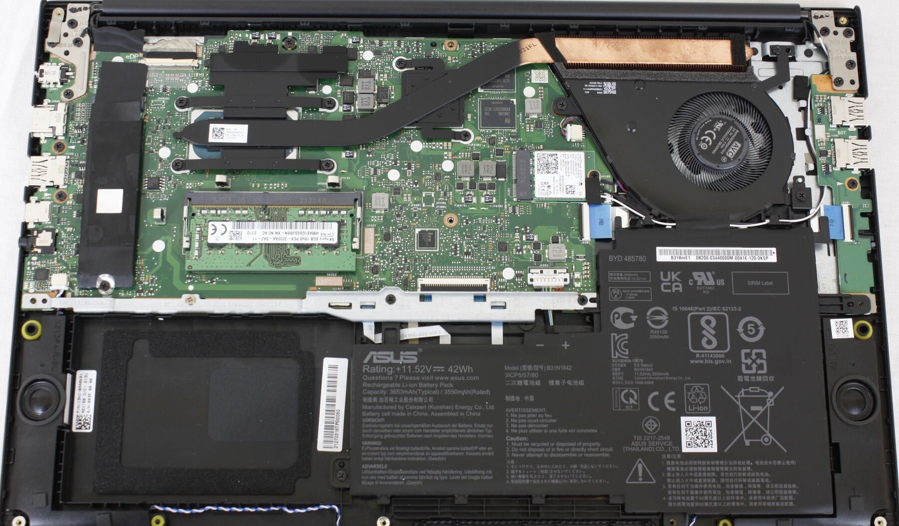 ASUS Vivobook 15 (i5-1135G7) DDR4 16G / SSD 512G / FHD / Intel Iris Xe