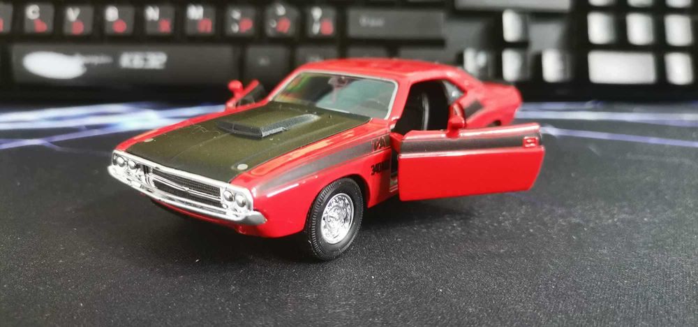 Додж Чалинджър '70 в мащаб 1:34