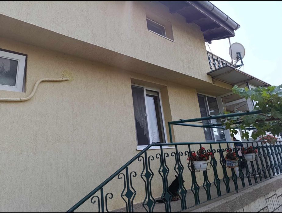 Продава се Къща в Варна, Базар Левски - 130 кв.м за 1693 €/кв.м - Снимка #1